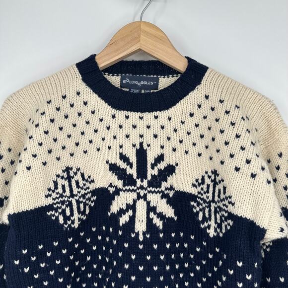 Vintage Hand Knit 100% Wool Molly Googles Sweater Fair Isle Snowflake Crewneck - Picture 2 of 7
